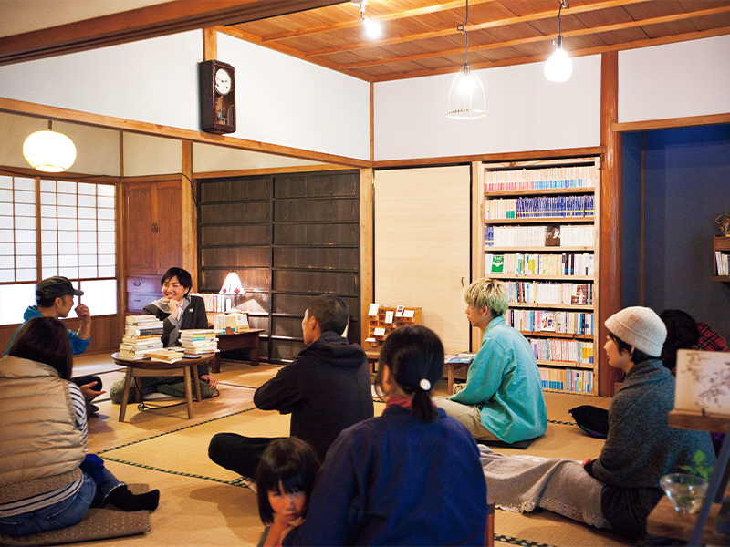 この日開催された「土着人類学研究会」の様子。