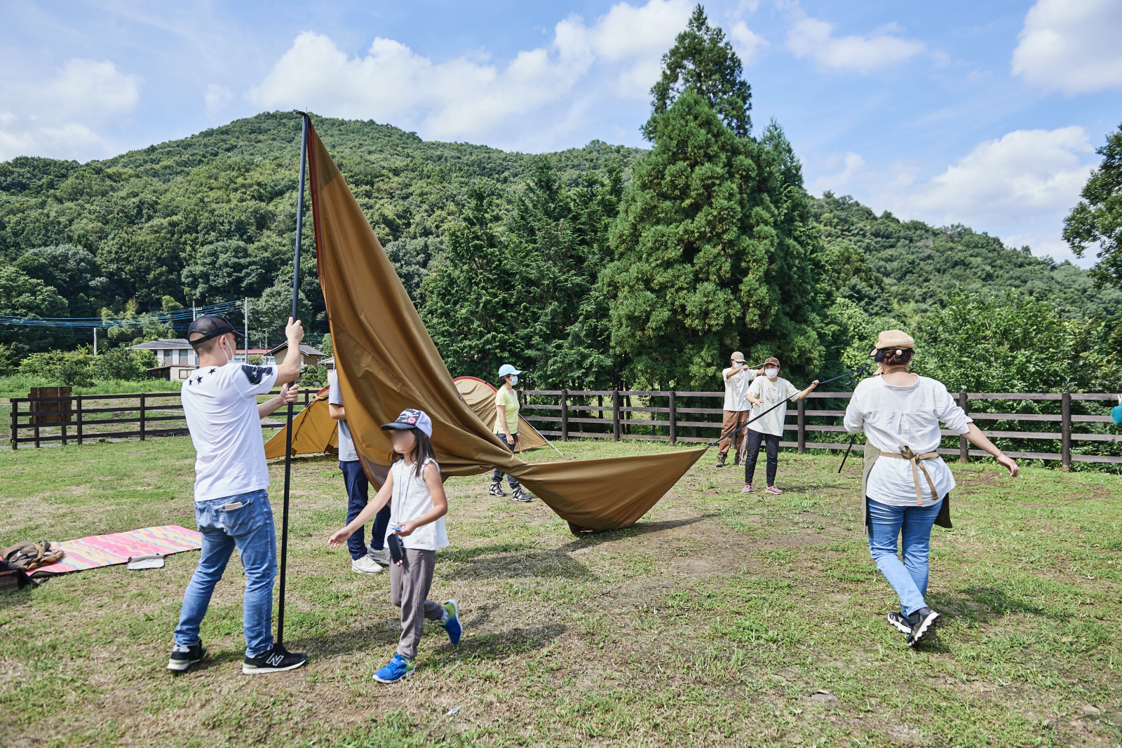 キャンプ民泊の様子