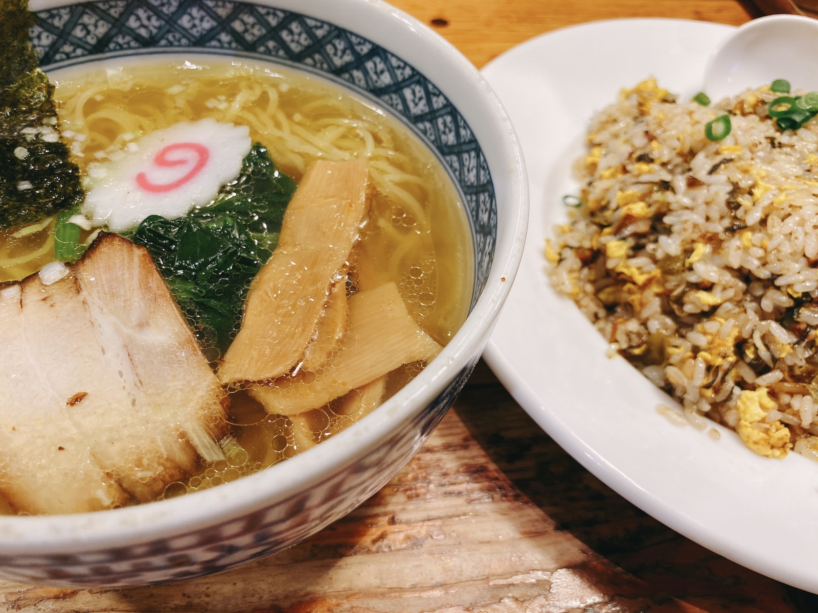 高菜チャーハンと塩ラーメン