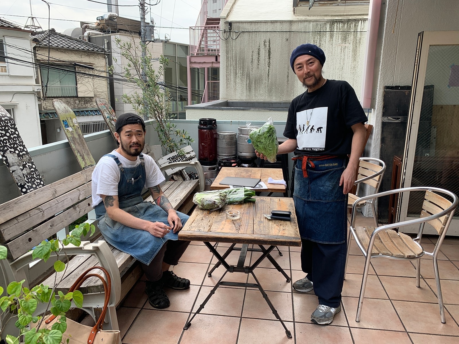 飲食店へのデリバリーもやっております。