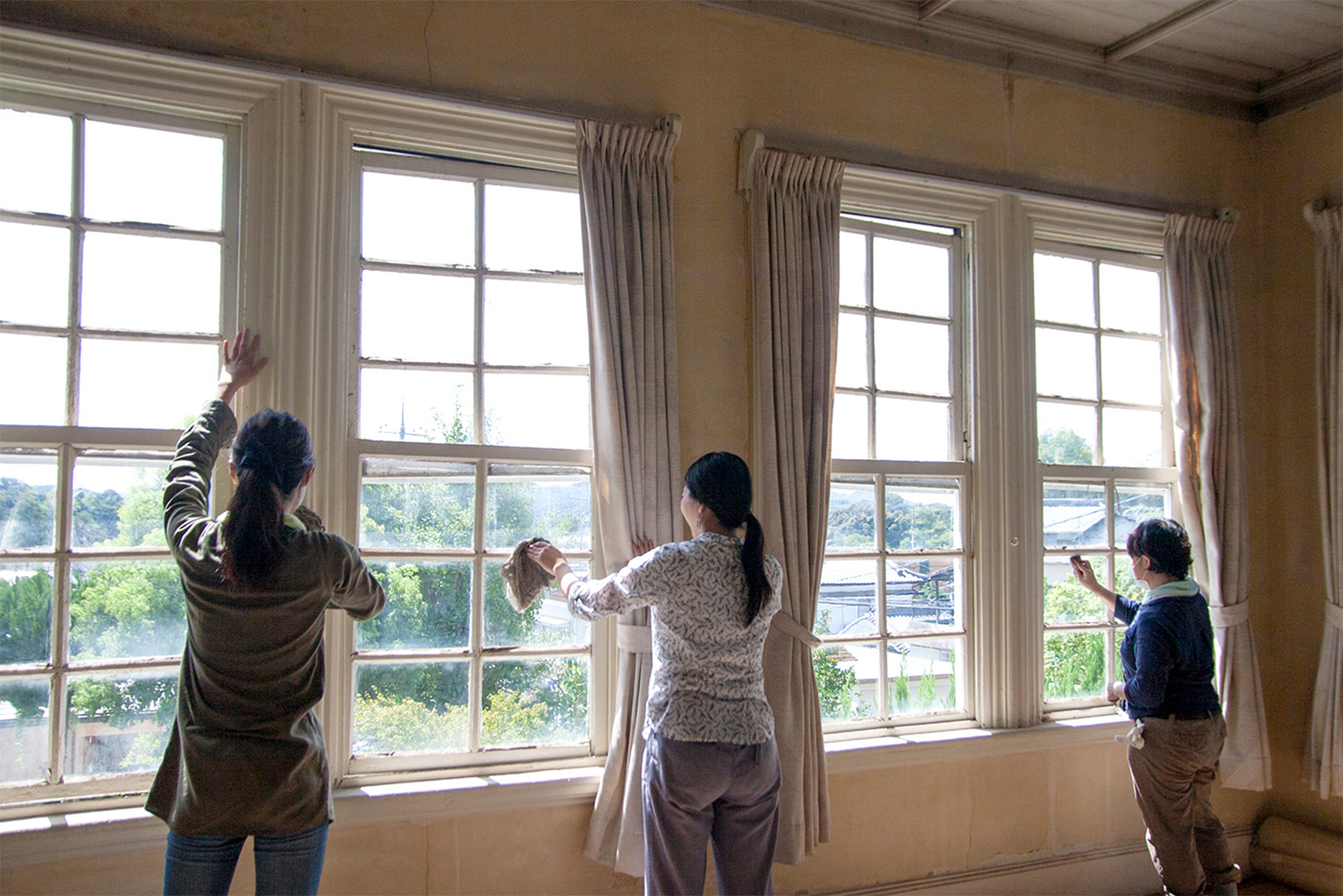 『海友舎建築解説資料』発行人より一言